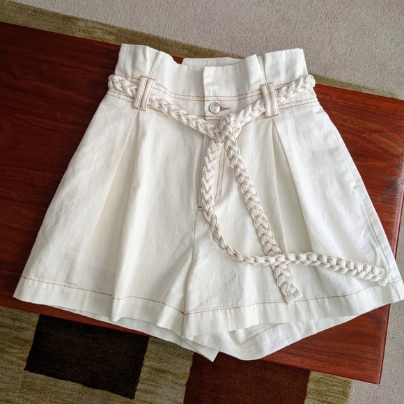NWOT ASOS DESIGN Petite paperbag short in off white with braid belt - Picture 9 of 13